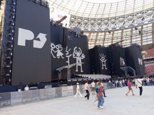 Дежурство скорой помощи на юбилейном концерте «30 нам уже!» группы «Руки Вверх!» на БСА «Лужники»